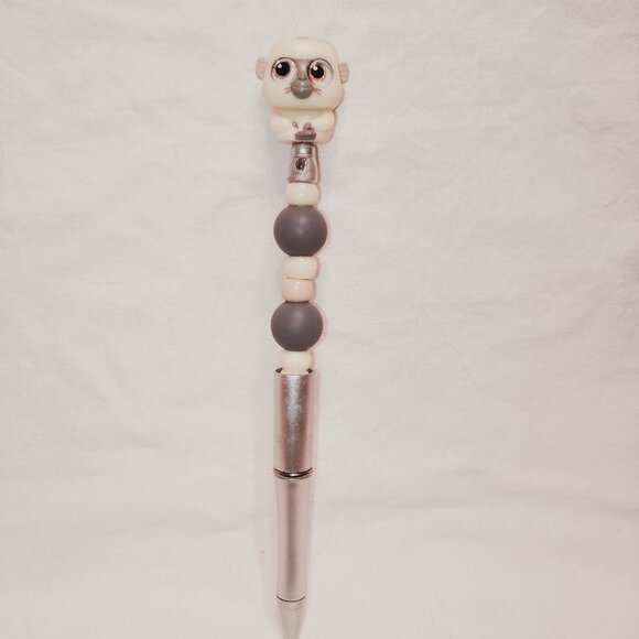 Disney Doorable- Uka- Handmade Beaded Pen Raya and the Last Dragon - Picture 1 of 2